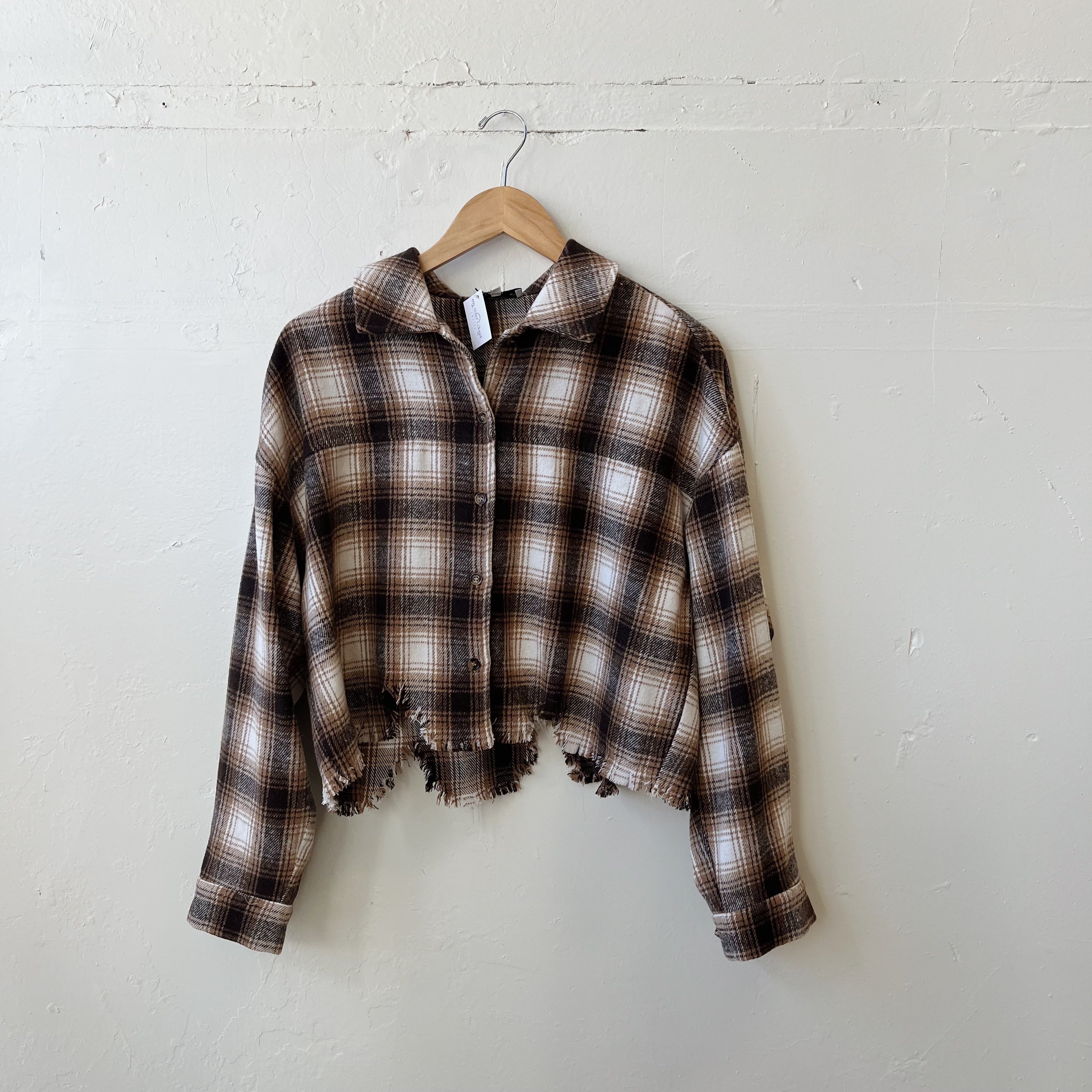 Size S | Crop Distressed Flannel