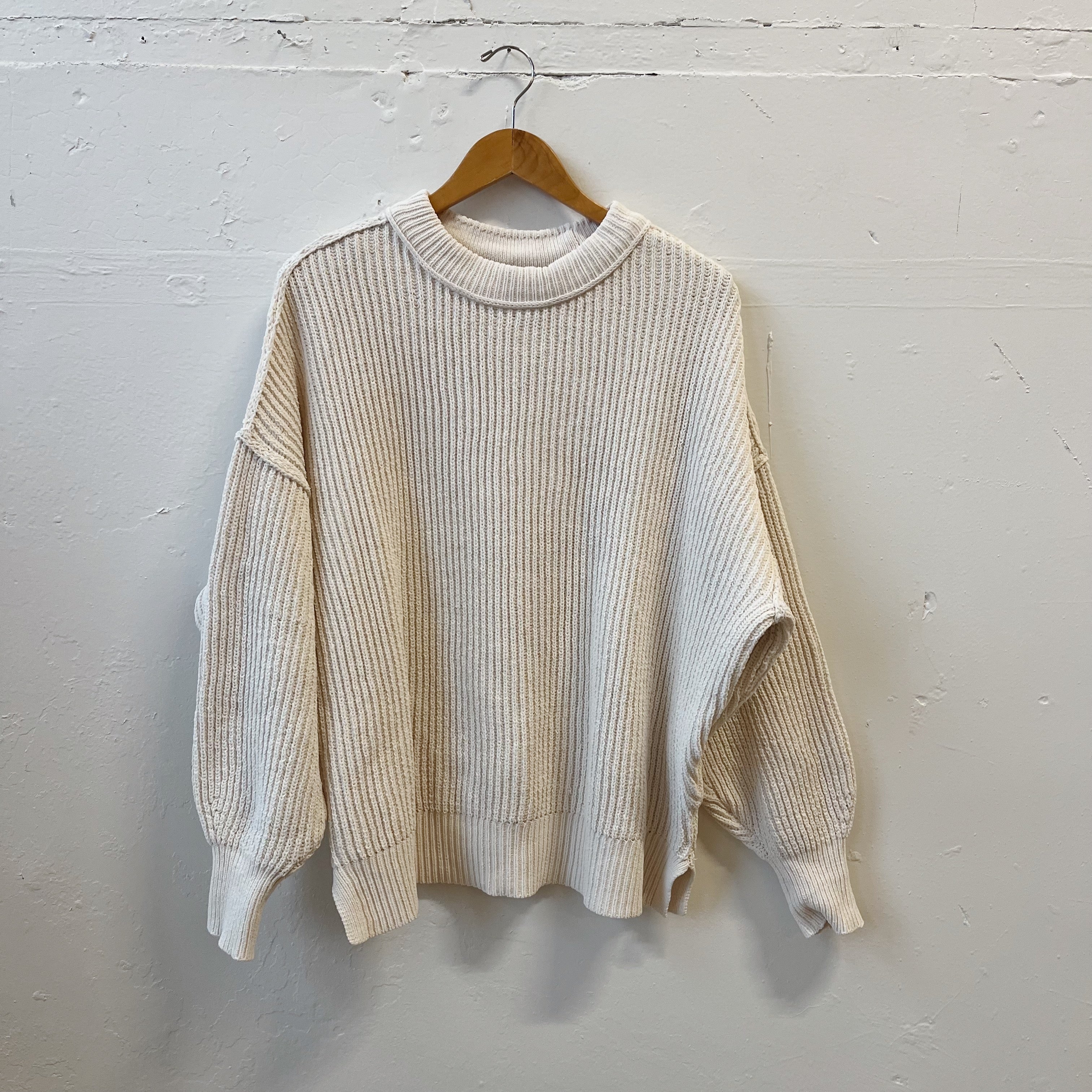 SIZE M | Aerie Cream Sweater