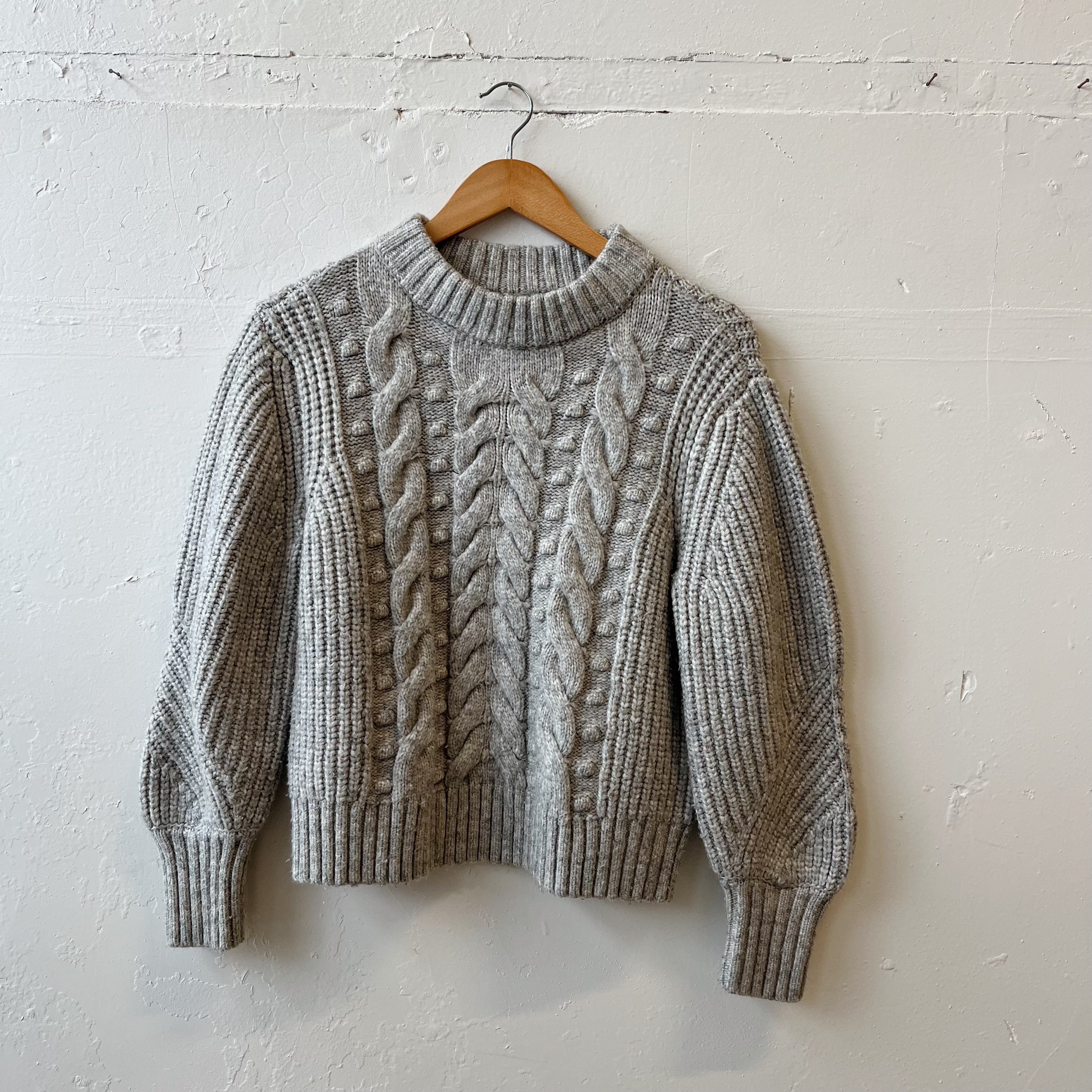 Size S | Gray Cable Knit Sweater