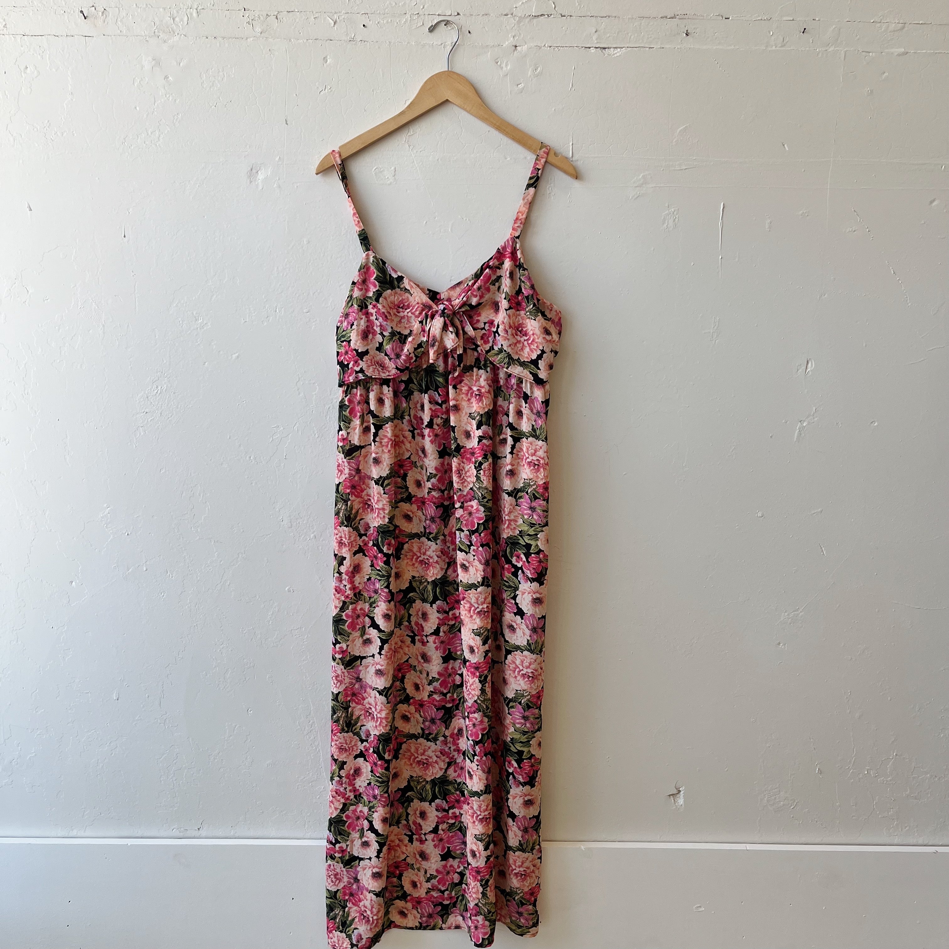 Size XL | Floral Tie Detail Dress