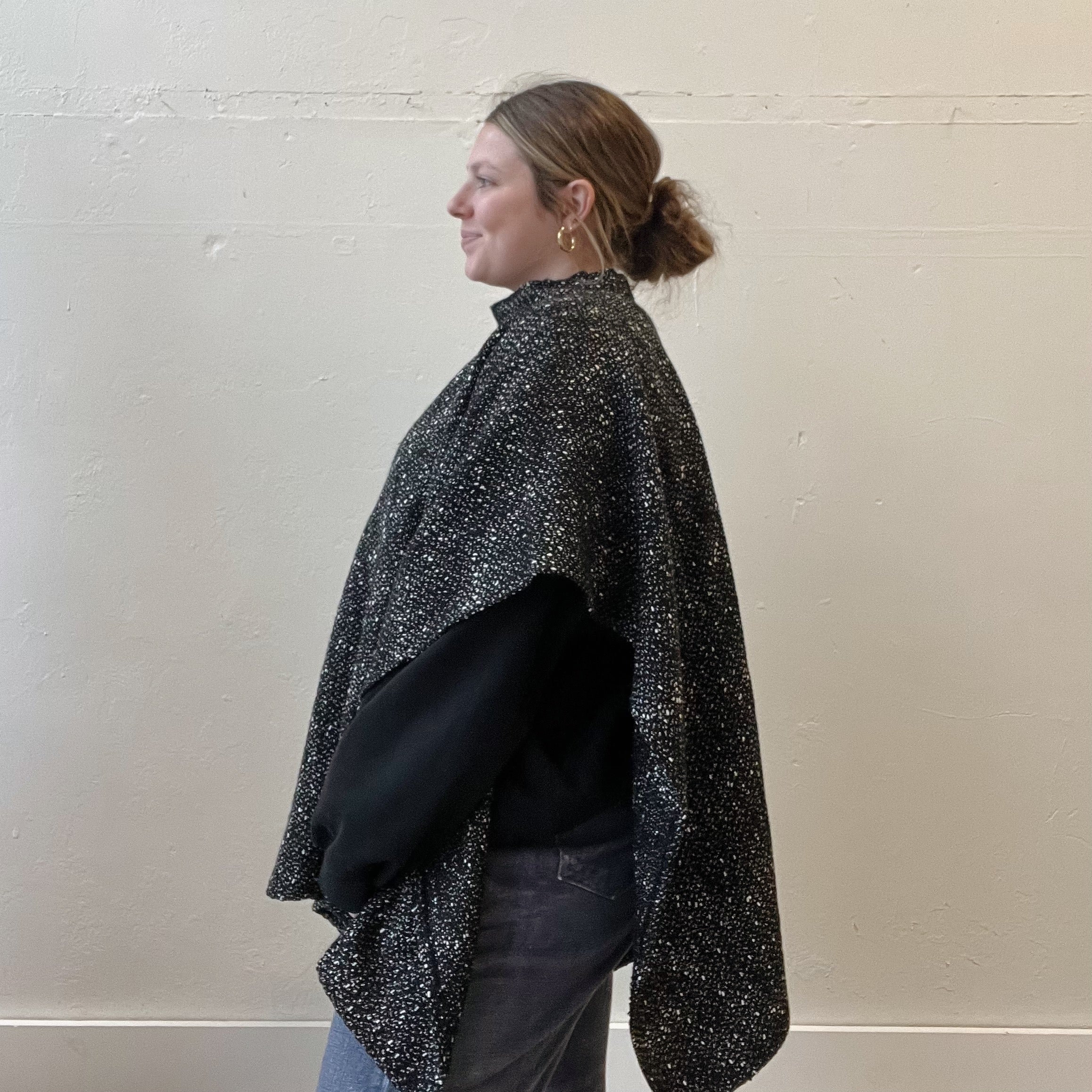 Size XL | Black + White Poncho