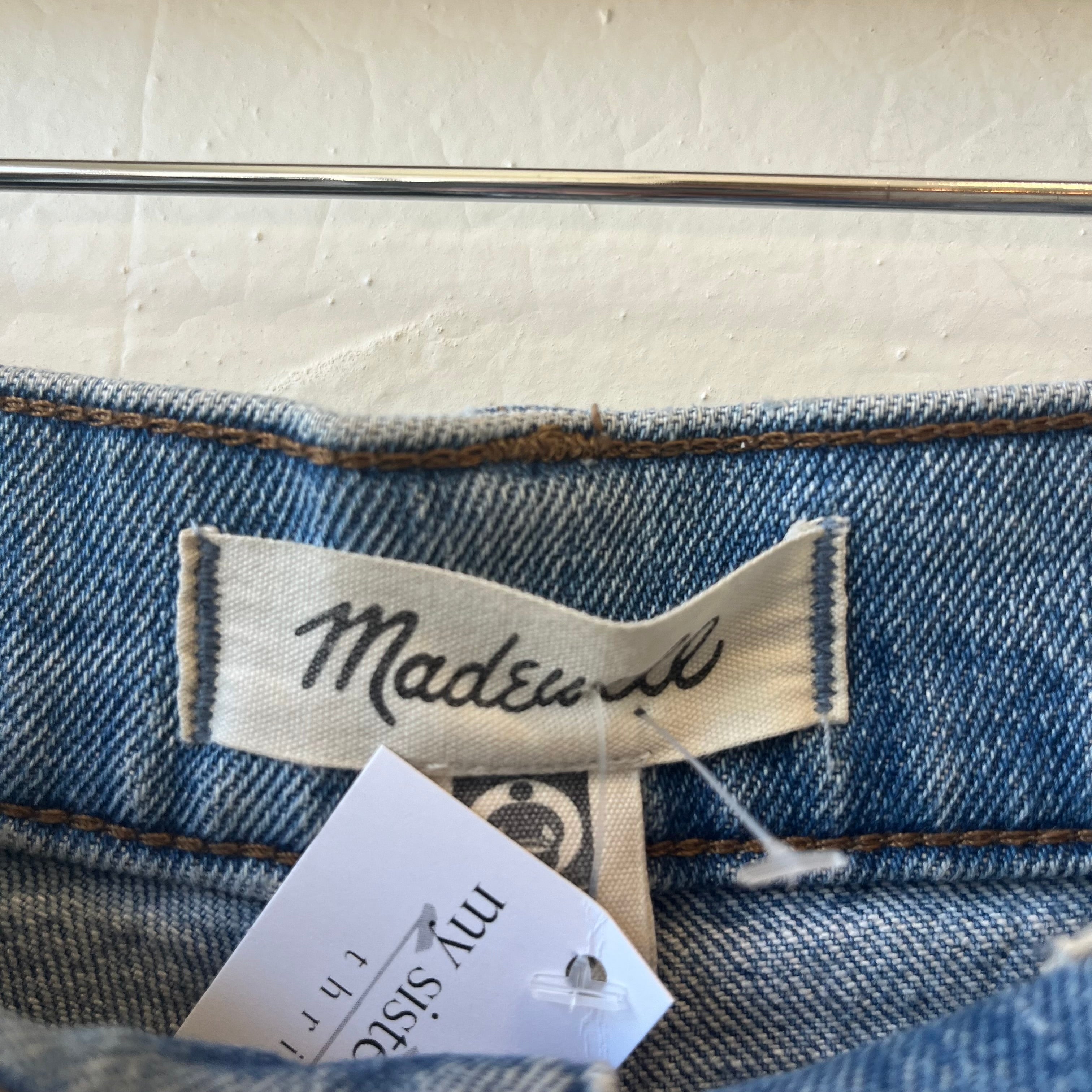 Size 0/25 | Madewell Straight Jeans
