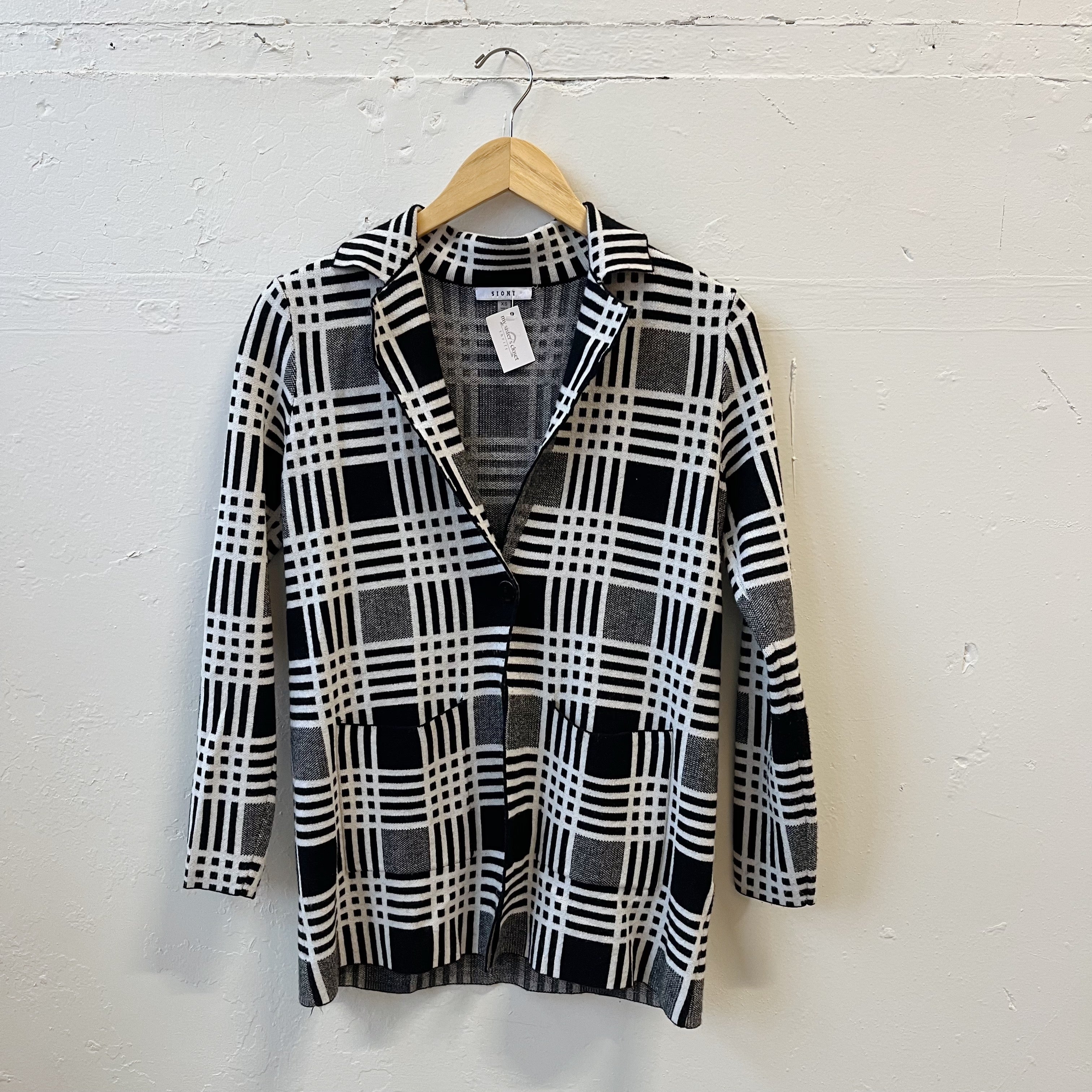 SIZE XS | Plaid Cardigan