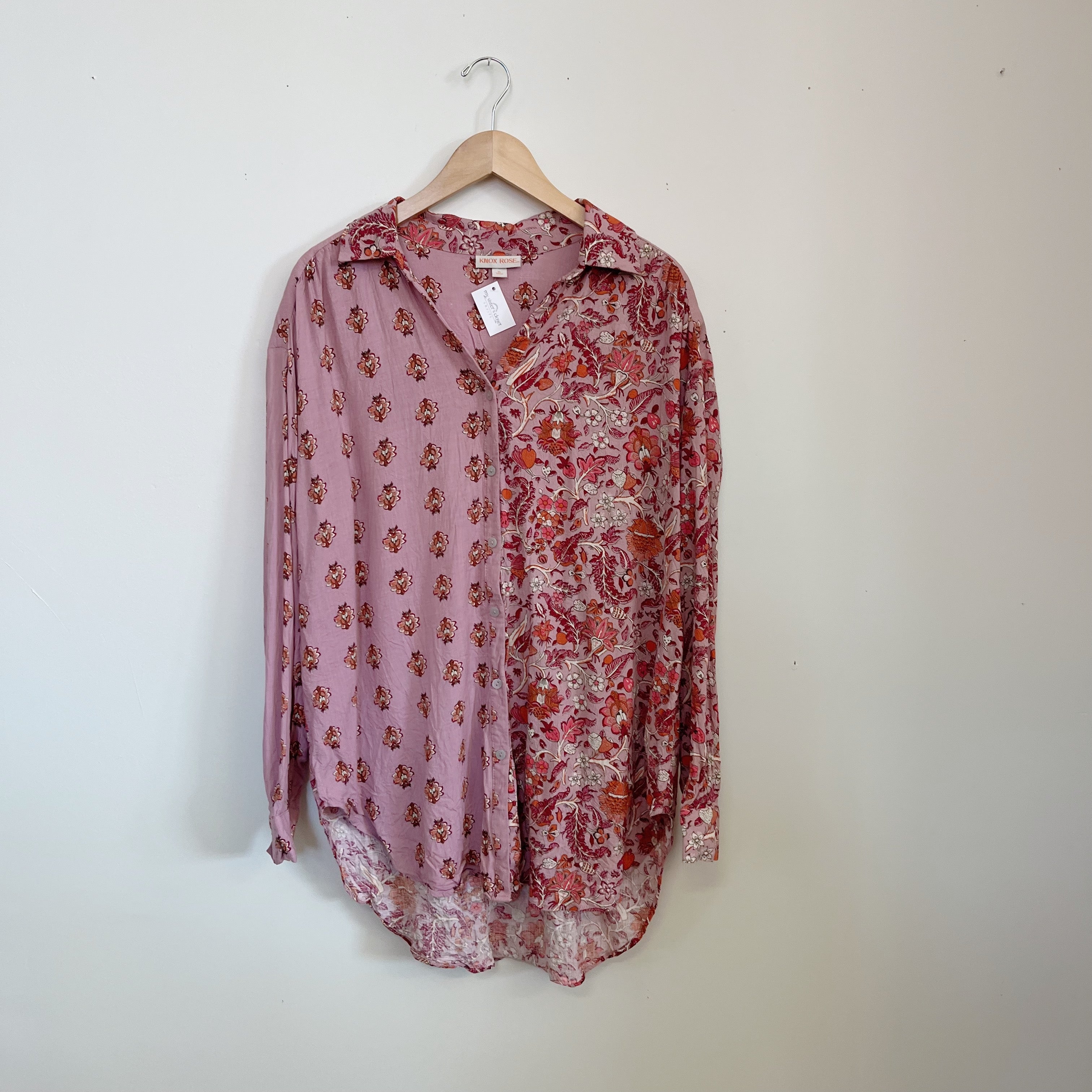 Size XL | Mixed Floral Button Up
