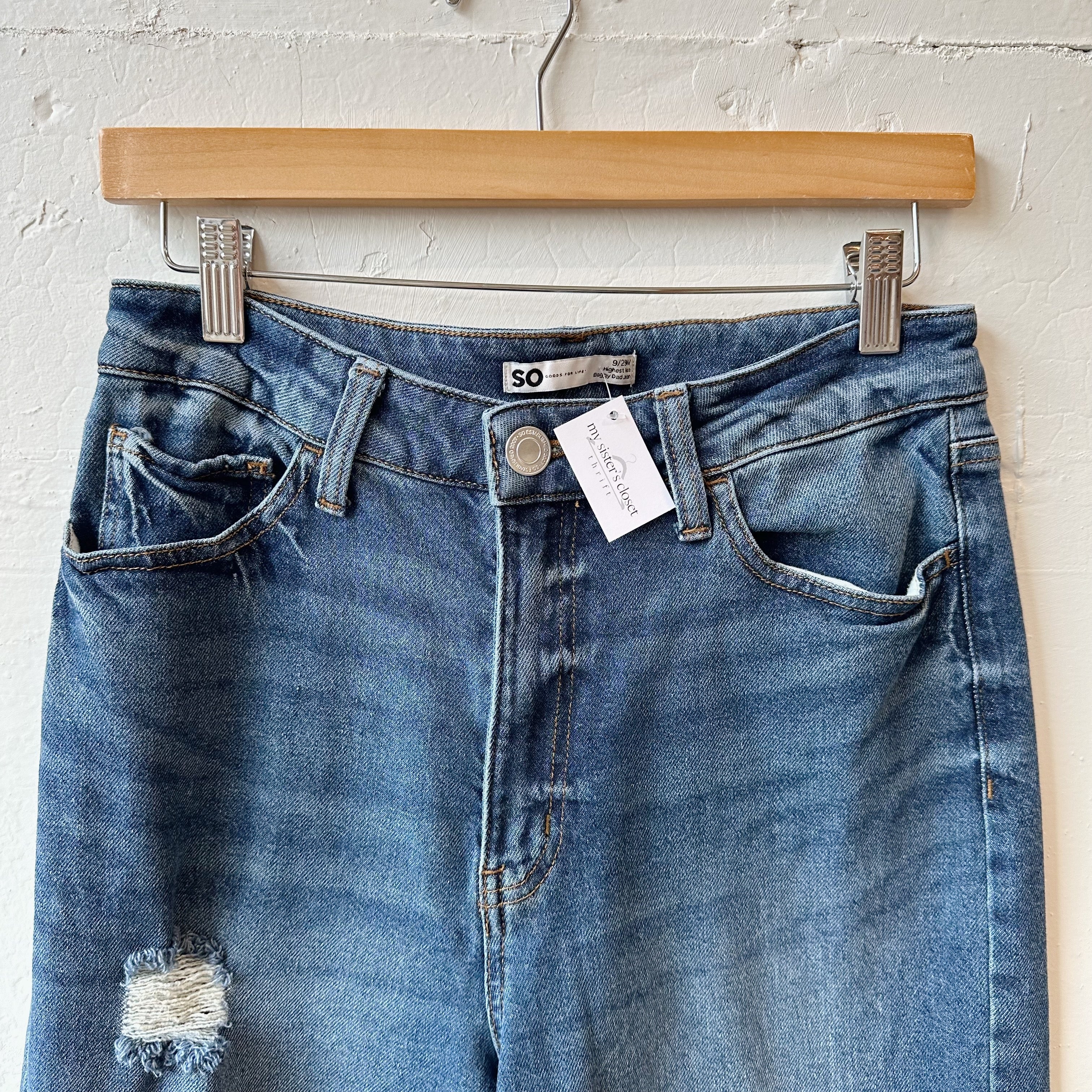 SIZE 9 | Medium Wash Jeans