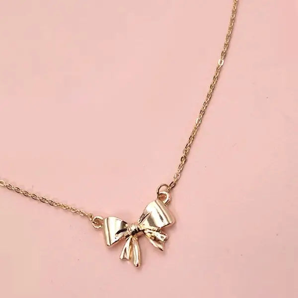 Bow Necklace